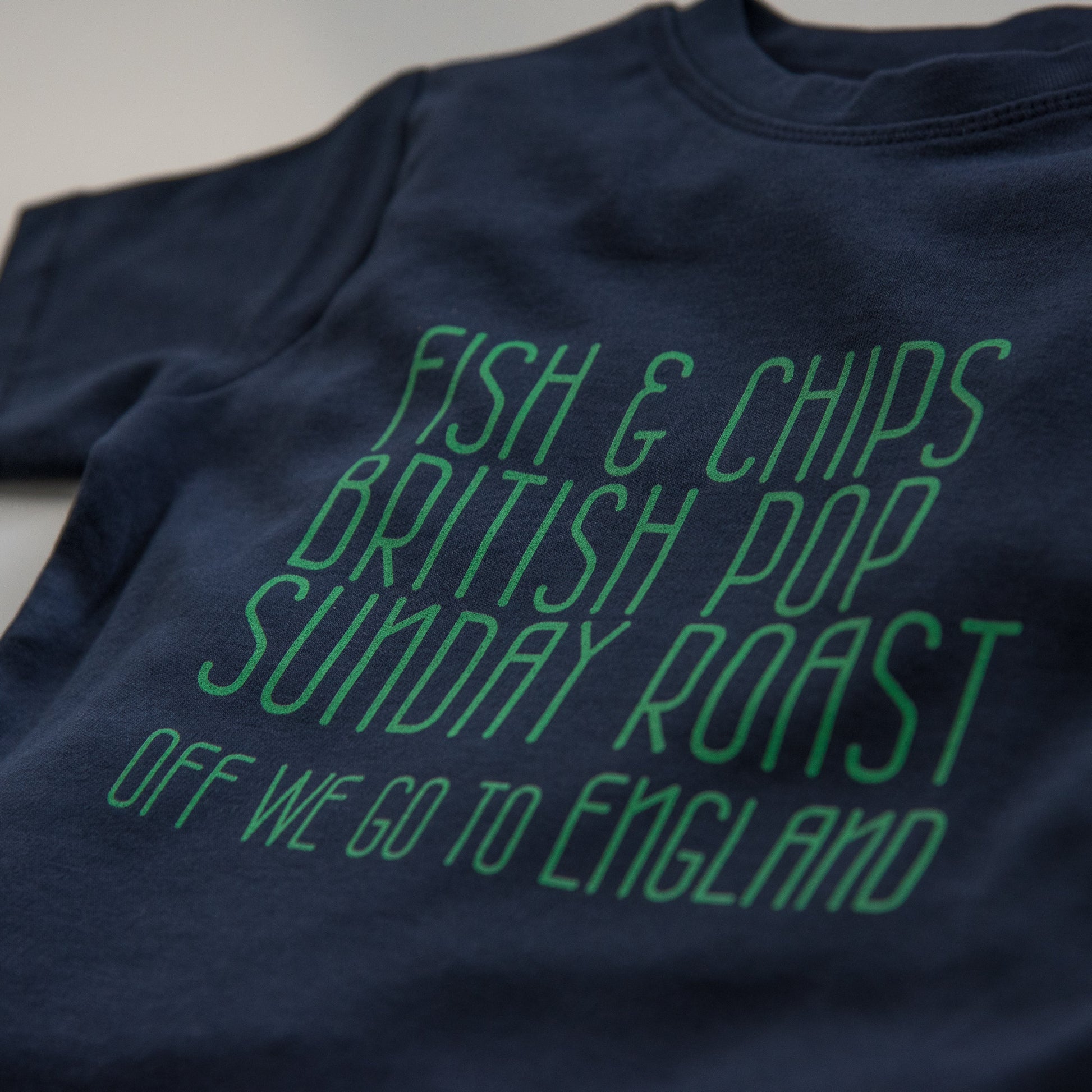 OFF WE GO TO ENGLAND - Short Sleeve Baby Tee - Little Mate Adventures