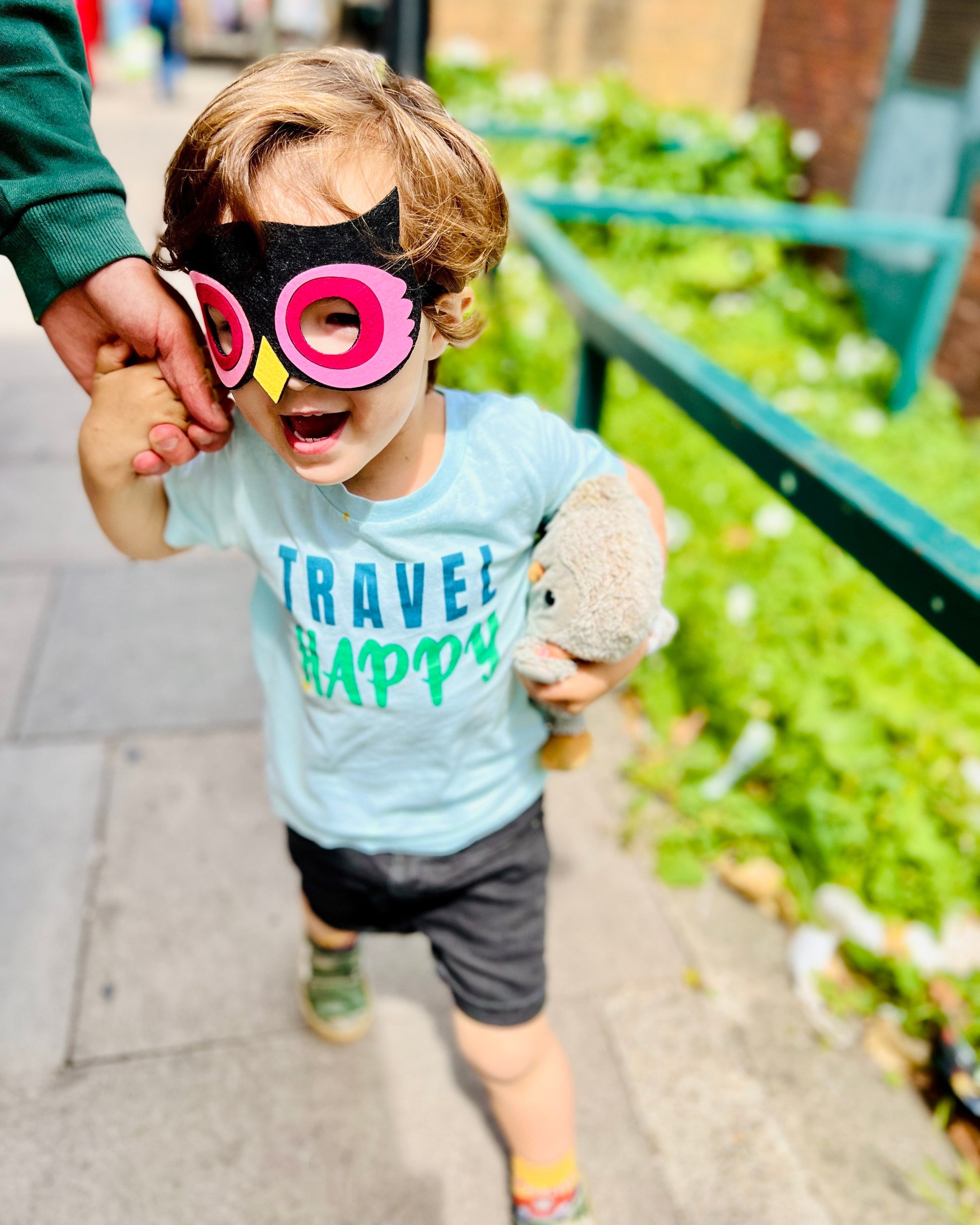 TRAVEL HAPPY - Kids Short Sleeve T-Shirt - Little Mate Adventures